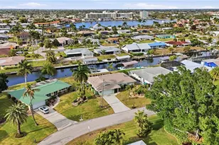 405 Tower Dr, Cape Coral, FL 33904 - Photo 37