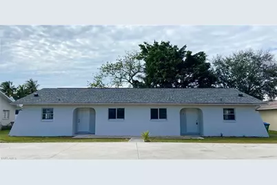 1718 SW Santa Barbara Pl, Cape Coral, FL 33991 - Photo 1