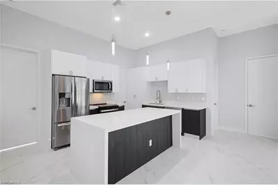 901 NW 19th Ter, Cape Coral, FL 33993 - Photo 5