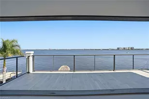 5735 Riverside Dr, Cape Coral, FL 33904 - Photo 41