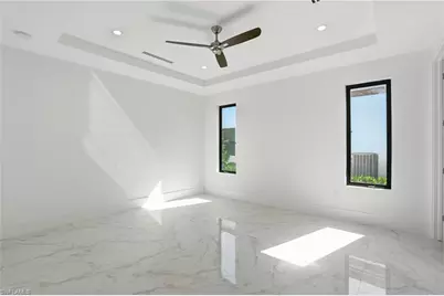 5735 Riverside Dr, Cape Coral, FL 33904 - Photo 19