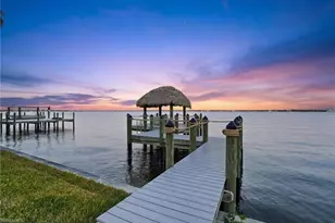 5735 Riverside Dr, Cape Coral, FL 33904 - Photo 47