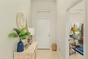 246 NE 10th Pl, Cape Coral, FL 33993 - Photo 3