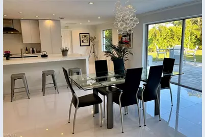 1357 Kingswood Ct, Fort Myers, FL 33919 - Photo 7