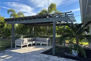 1357 Kingswood Ct, Fort Myers, FL 33919 - Photo 27