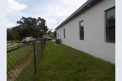 2924 Dunbar Ave, Fort Myers, FL 33916 - Photo 9