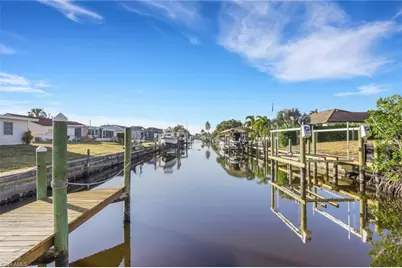 1675 Saint Clair Ave E, North Fort Myers, FL 33903 - Photo 35