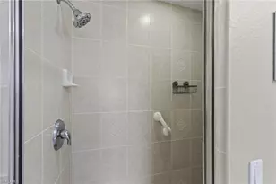 303 NE 13th Ave, Cape Coral, FL 33909 - Photo 17