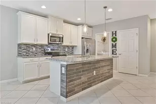 4390 Dutchess Park Rd, Fort Myers, FL 33916 - Photo 3