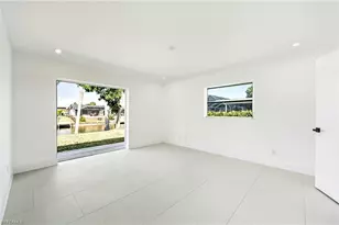 2031 SE 25th Ln, Cape Coral, FL 33904 - Photo 13