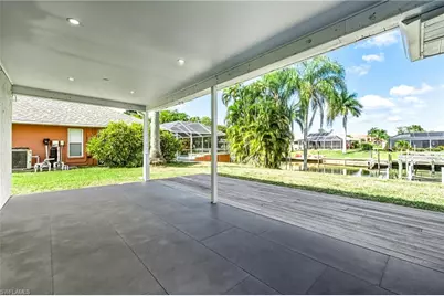 2031 SE 25th Ln, Cape Coral, FL 33904 - Photo 21