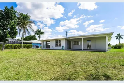 2031 SE 25th Ln, Cape Coral, FL 33904 - Photo 25