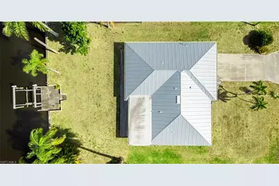 2031 SE 25th Ln, Cape Coral, FL 33904 - Photo 33