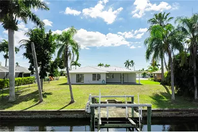 2031 SE 25th Ln, Cape Coral, FL 33904 - Photo 29