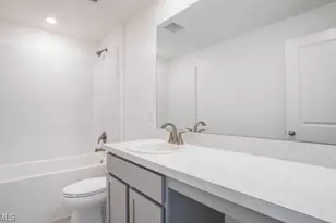 3008 38th St SW, Lehigh Acres, FL 33976 - Photo 17