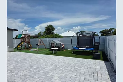 4174 NW 38th Pl, Cape Coral, FL 33993 - Photo 17