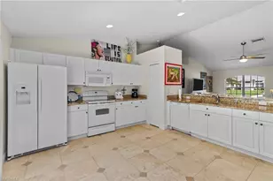 2586 SW 27th St, Cape Coral, FL 33914 - Photo 9