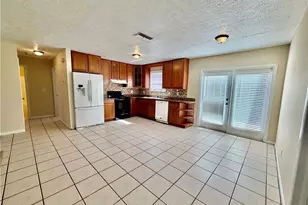 1224 Hamilton Ave, Lehigh Acres, FL 33972 - Photo 7