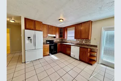 1224 Hamilton Ave, Lehigh Acres, FL 33972 - Photo 5