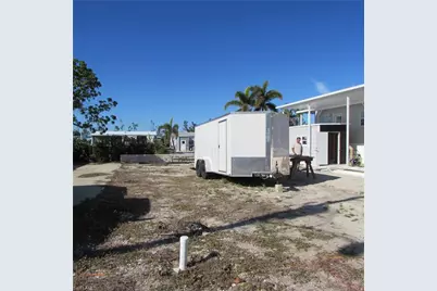 5004 Gulfgate Ln, Saint James City, FL 33956 - Photo 5