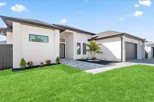 506 SW 28th Ave, Cape Coral, FL 33991 - Photo 3