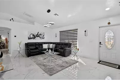 633 NW 16th Pl, Cape Coral, FL 33993 - Photo 3