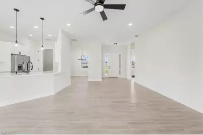 430 Mercedes Ct, Lehigh Acres, FL 33972 - Photo 11