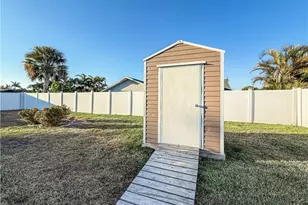 1907 SE 6th Terrace, Cape Coral, FL 33990 - Photo 25