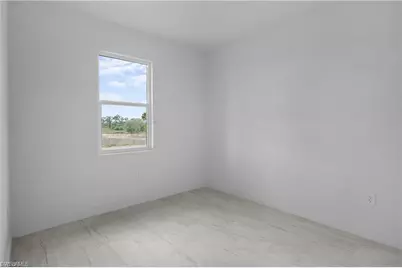 656 Grant, Lehigh Acres, FL 33974 - Photo 5