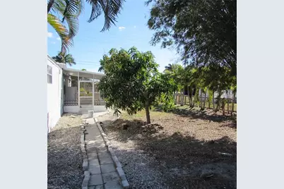 5923 Bomar Ln, Bokeelia, FL 33922 - Photo 13