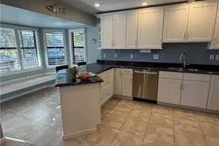 2726 SE 24th Ct, Cape Coral, FL 33904 - Photo 7