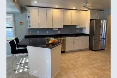 2726 SE 24th Ct, Cape Coral, FL 33904 - Photo 9