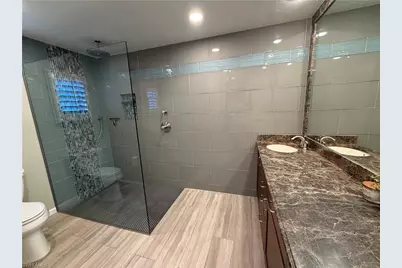 2726 SE 24th Ct, Cape Coral, FL 33904 - Photo 13