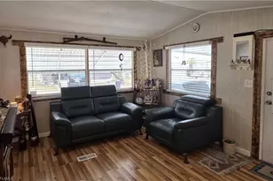 881 Homestead Dr, North Fort Myers, FL 33917 - Photo 13