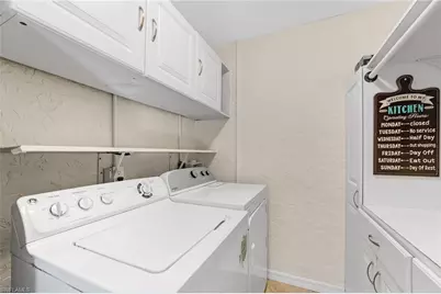 1726 SE 13th St, Cape Coral, FL 33990 - Photo 13