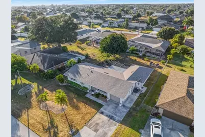 1726 SE 13th St, Cape Coral, FL 33990 - Photo 41