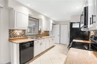 1726 SE 13th St, Cape Coral, FL 33990 - Photo 3