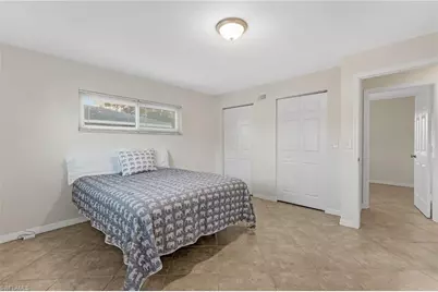 1726 SE 13th St, Cape Coral, FL 33990 - Photo 15