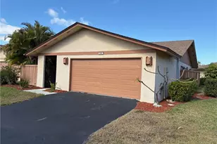 6479 Royal Woods Dr, Fort Myers, FL 33908 - Photo 15