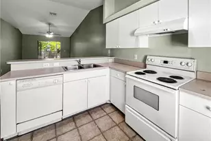 1909 SW Santa Barbara Pl, Cape Coral, FL 33991 - Photo 13