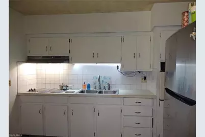 1211 Pondella Cir, North Fort Myers, FL 33903 - Photo 5