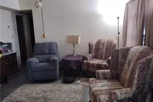 1211 Pondella Cir, North Fort Myers, FL 33903 - Photo 9