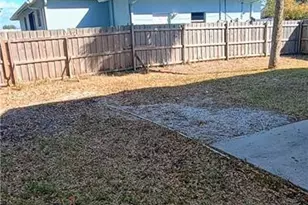 57 Cardinal Dr, North Fort Myers, FL 33917 - Photo 23