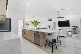 5227 SW 11th Pl, Cape Coral, FL 33914 - Photo 15