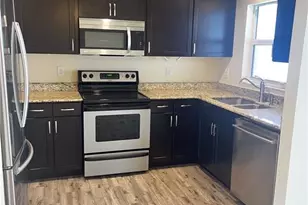 120 Shanle Dr, North Fort Myers, FL 33917 - Photo 5