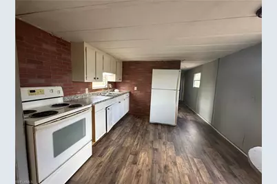 8086 Heck Dr #9, North Fort Myers, FL 33917 - Photo 7