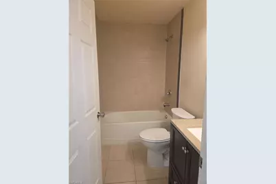 233 SE 23rd Pl, Cape Coral, FL 33990 - Photo 7