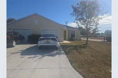 233 SE 23rd Pl, Cape Coral, FL 33990 - Photo 1