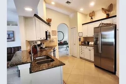 754 Crossfield Cir, Naples, FL 34104 - Photo 11