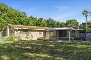 4652 Siesta Cir, Fort Myers, FL 33901 - Photo 25